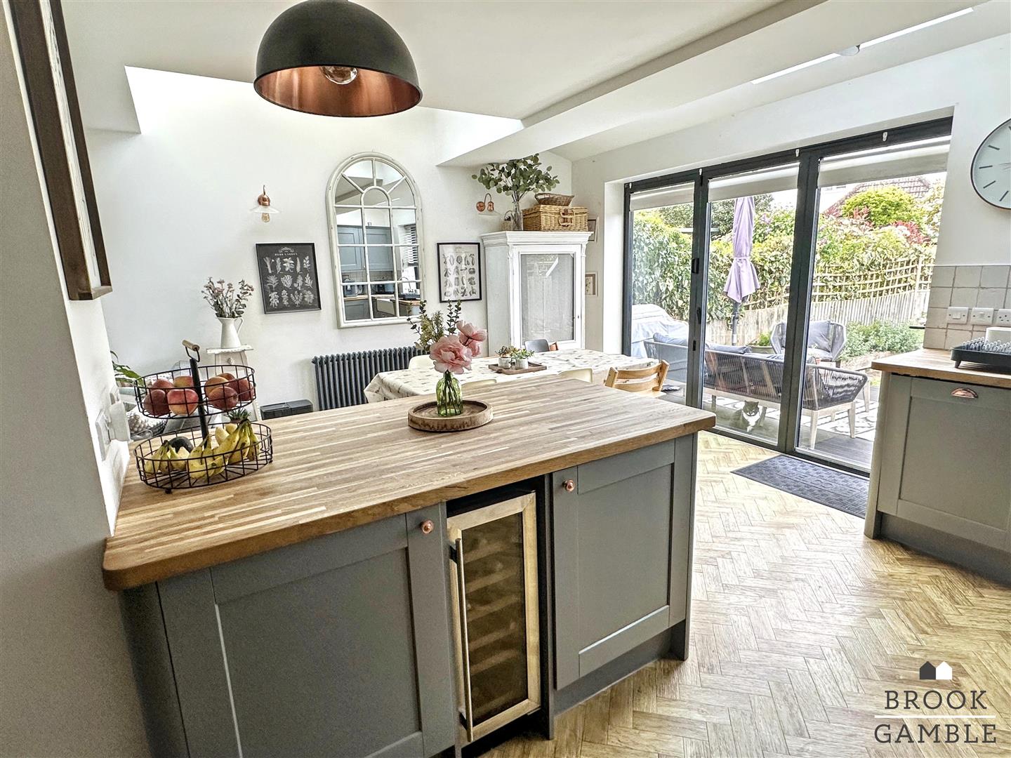 3 Bedroom House. Lawns Avenue in Eastbourne,  10